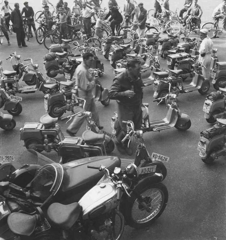 1949 First Swiss Lambretta rally in Milan