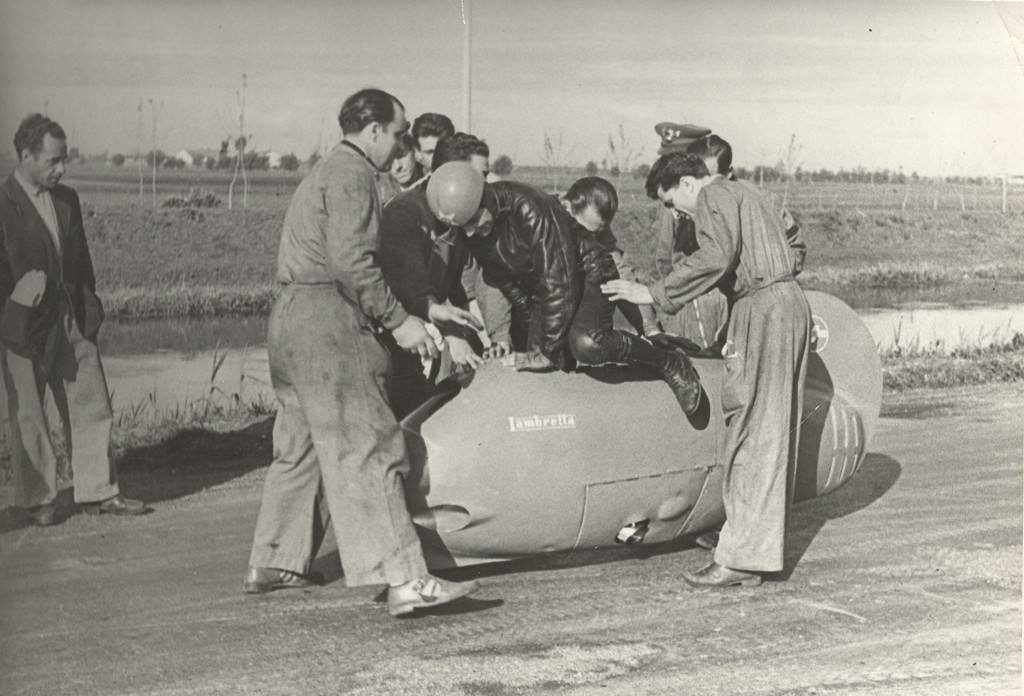 1951 Poggi with the Sirulo, during record test in Monthléry