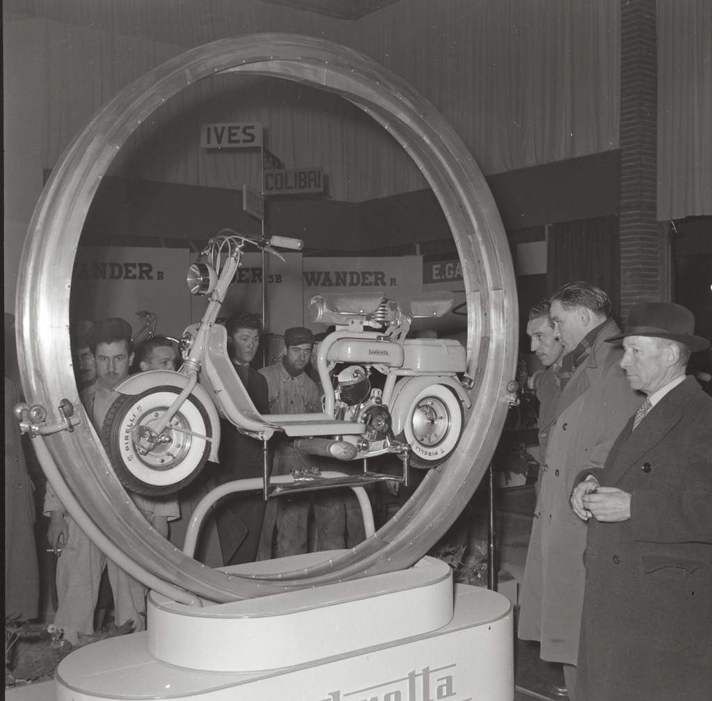 1952 Milan Lambretta exhibition