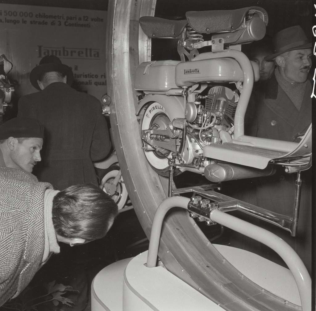 1952 Milan Lambretta exhibition