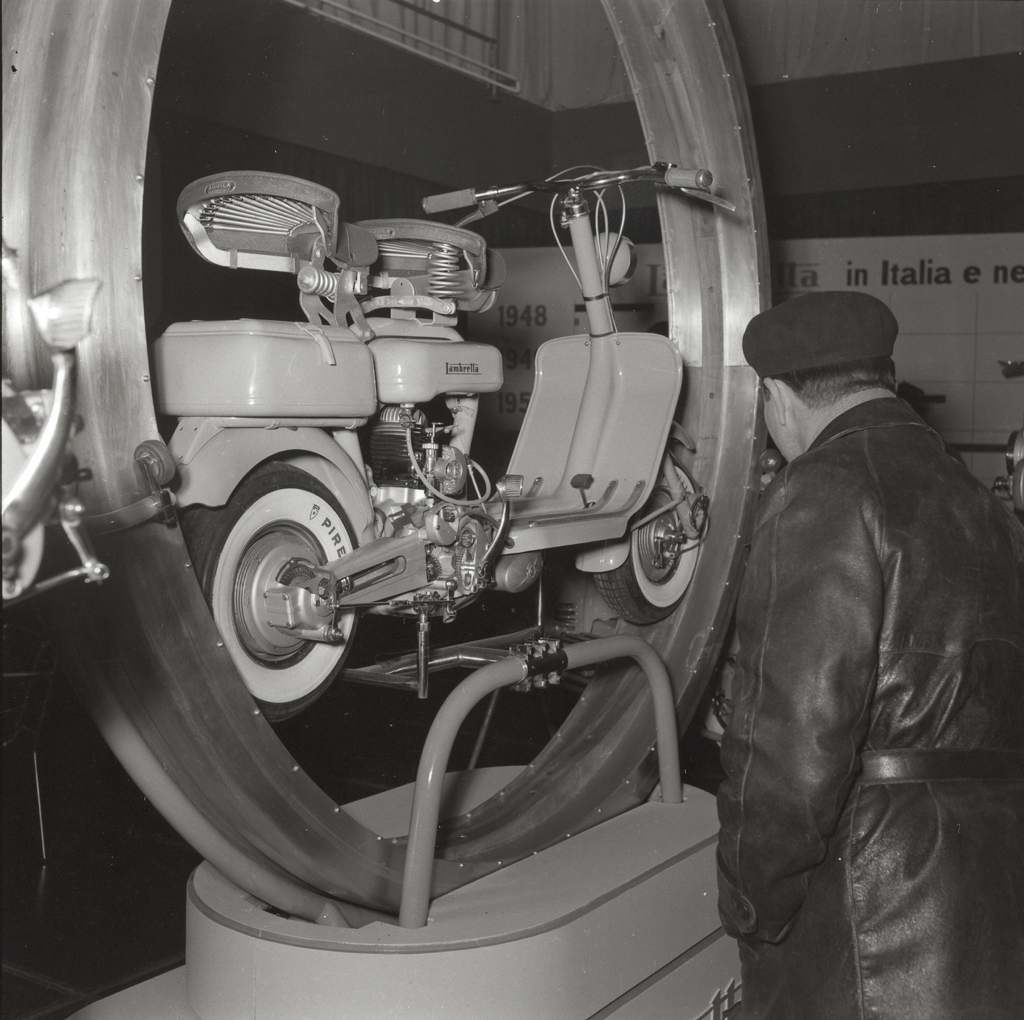 1952 Milan Lambretta exhibition