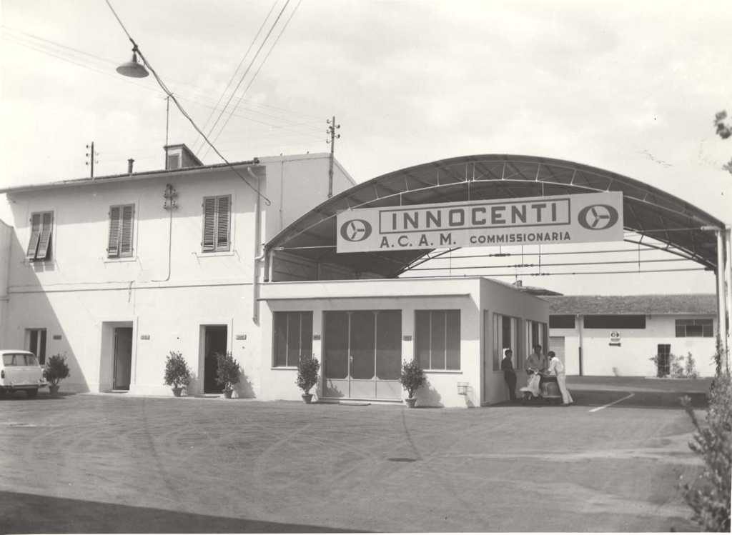 1961 front of Mei di Lucca concessionaire assistance office Lambretta