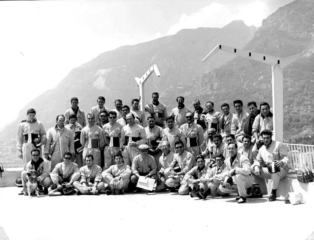 1962 Trofeo Lombardo Ambrogio Ferrario Lambretta scooter group photo